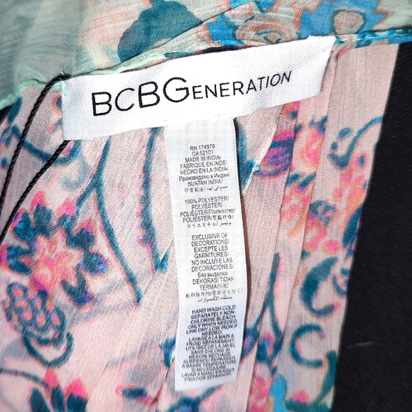 BCBGeneration Scarf - Picture 2 of 3